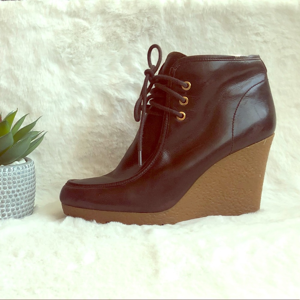 🖤Michael Kors Brown Leather Wedge Booties🖤